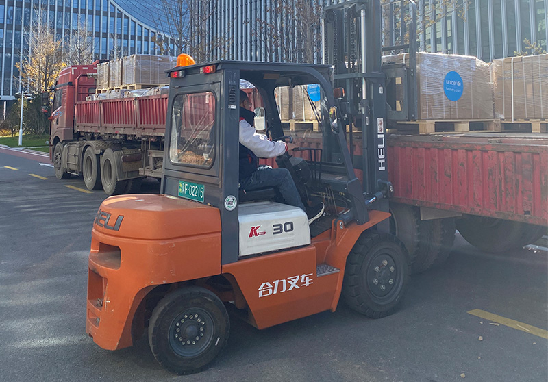 Кислород для надежды: партнерство с ЮНИСЕФ для защиты здоровья органов дыхания детей по всему миру